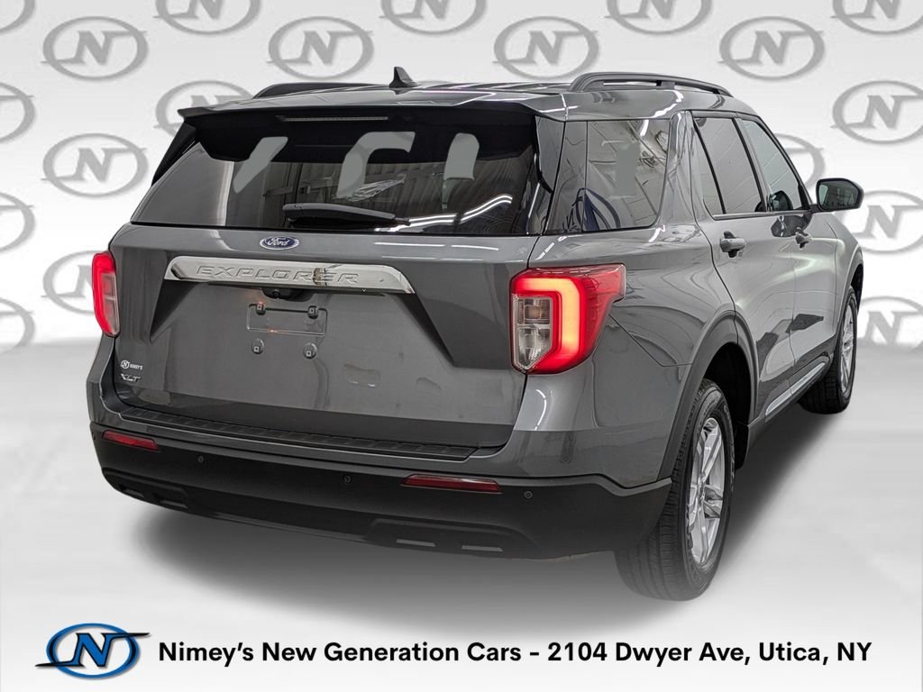 Used 2023 Gray Ford XLT image 2