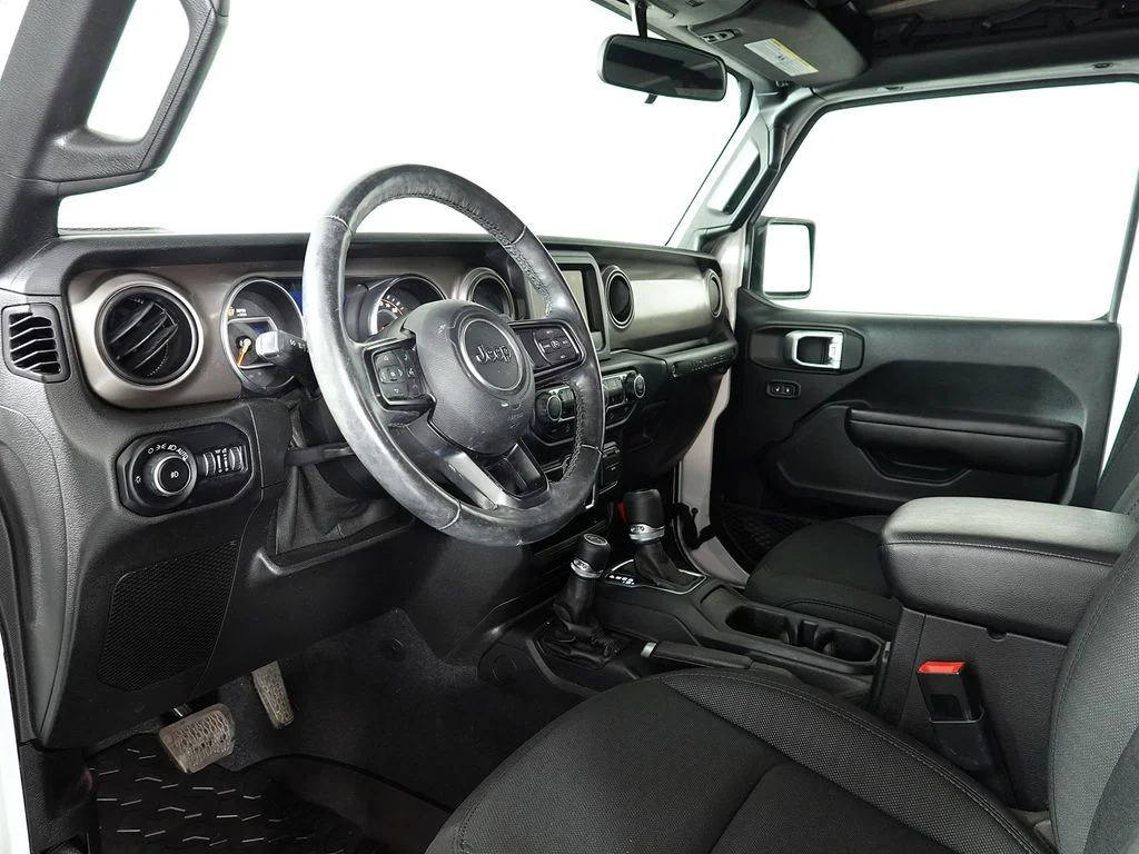 Certified Used 2020 White Jeep Unlimited Sport S image 11