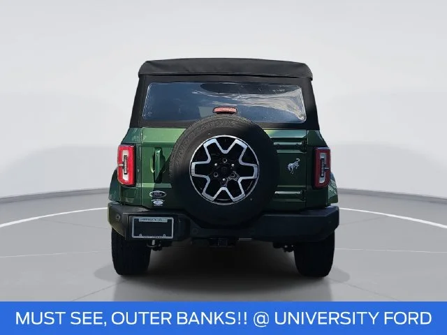 Used 2022 Green Ford Outer Banks image 4