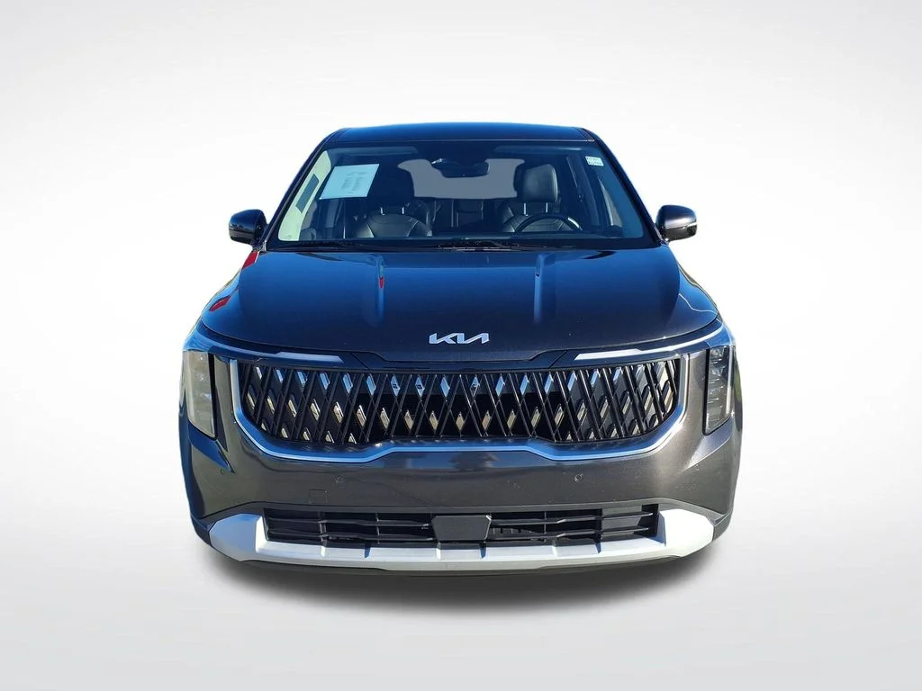 Used 2025 Gray Kia LXS image 2