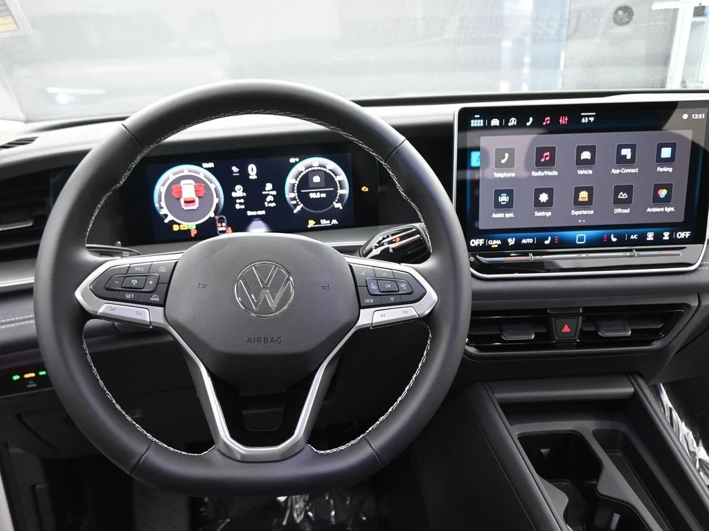 2026 Volkswagen Tiguan SE - Photo 38