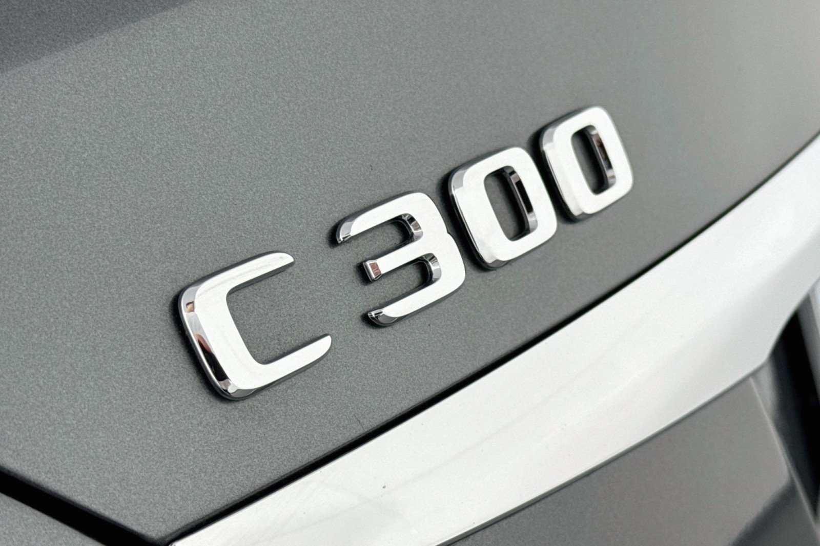 Used 2018 Selenite Grey Metallic Mercedes-Benz C 300 image 9
