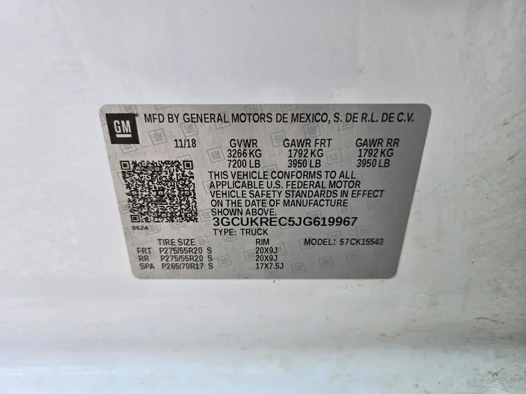 Used 2018 White Chevrolet LT image 31
