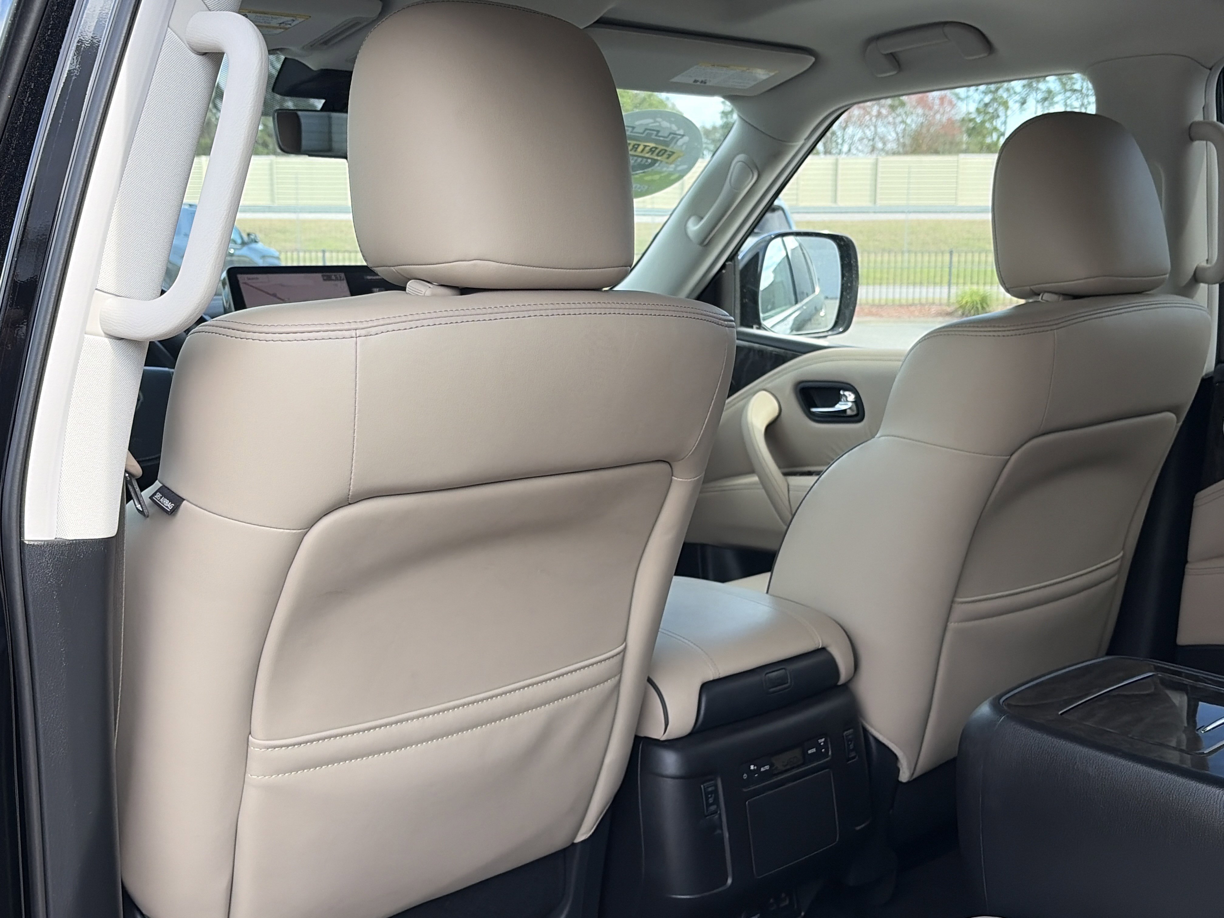 2024 Nissan Armada Platinum - Photo 24