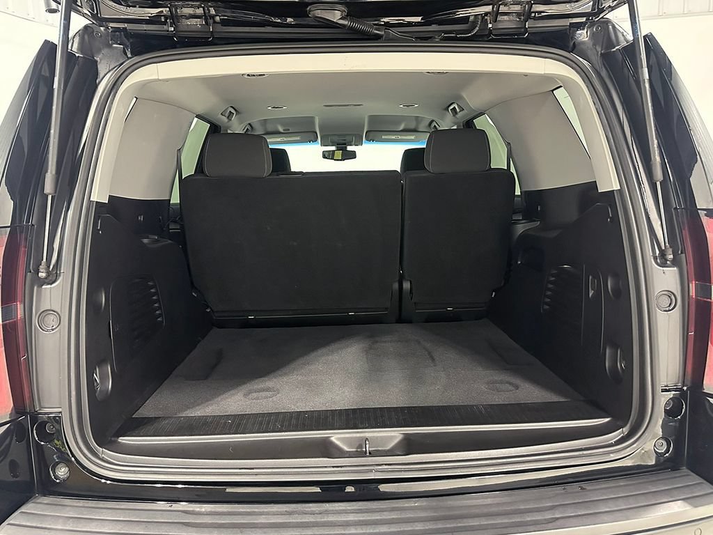 Used 2019 BLACK Chevrolet LS image 5