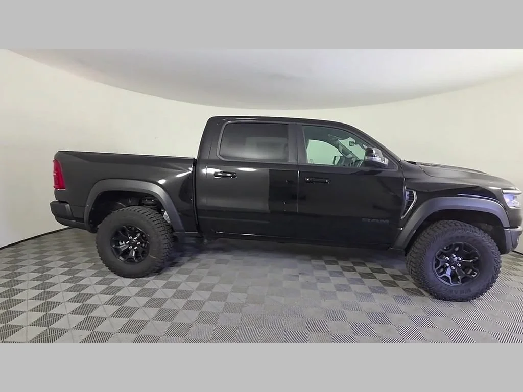 New 2026 Diamond Black Crystal Pearl-Coat Exterior Paint RAM RHO image 24