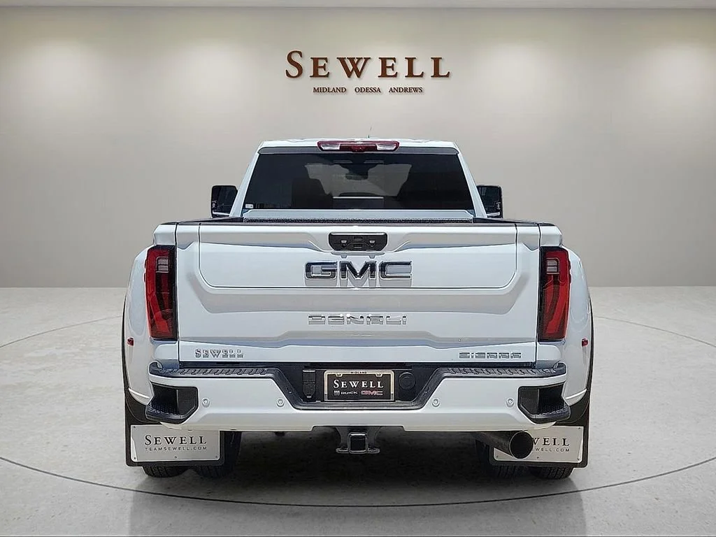 New 2026 Glacier White Tricoat GMC Denali Ultimate DRW image 4