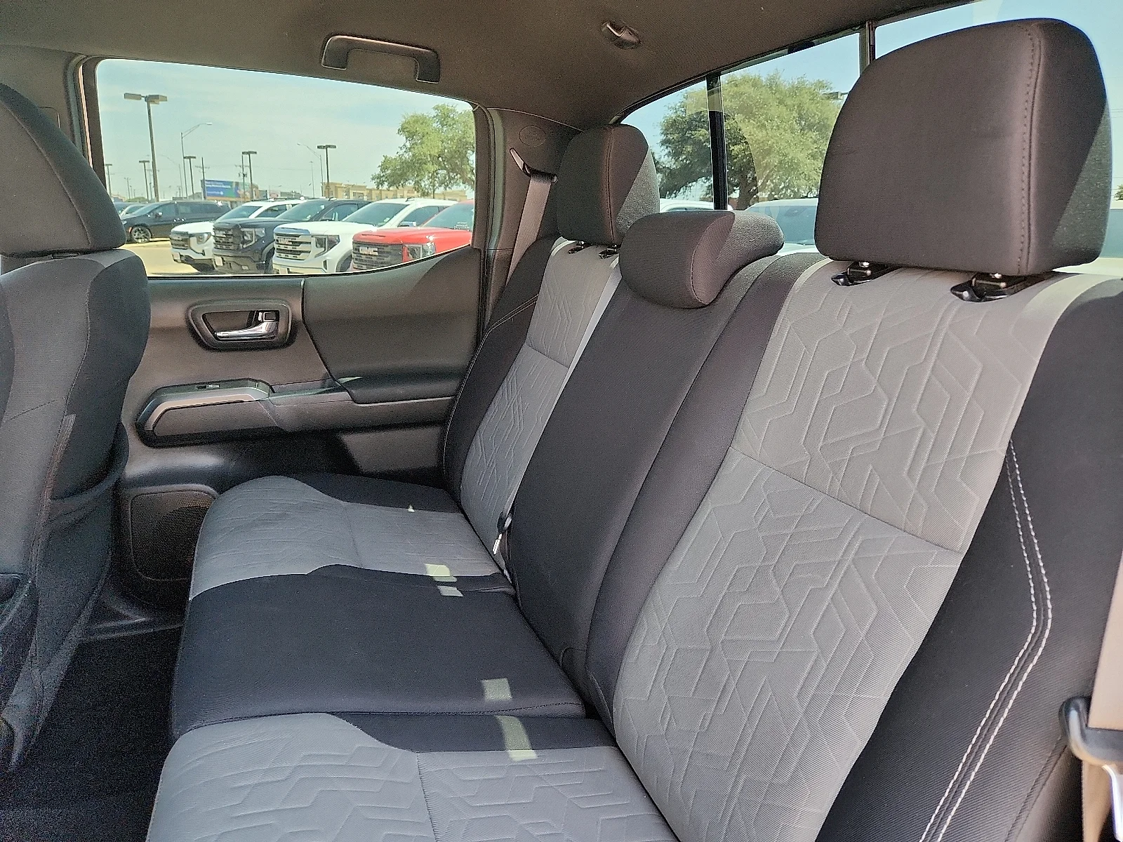 Used 2020 Super White Toyota TRD Off-Road image 11