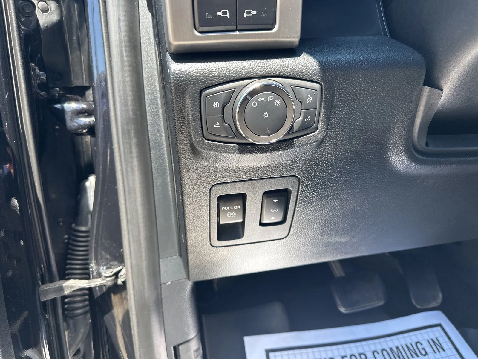 Used 2020 Black Ford Platinum image 20
