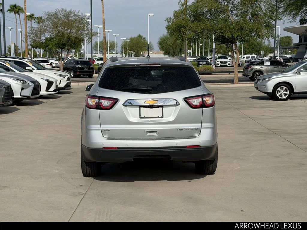 Used 2014 Silver Chevrolet LT image 6