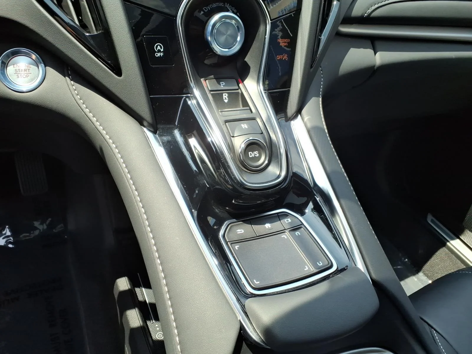 Used 2024 Majestic Black Pearl Acura SH-AWD TECH image 9