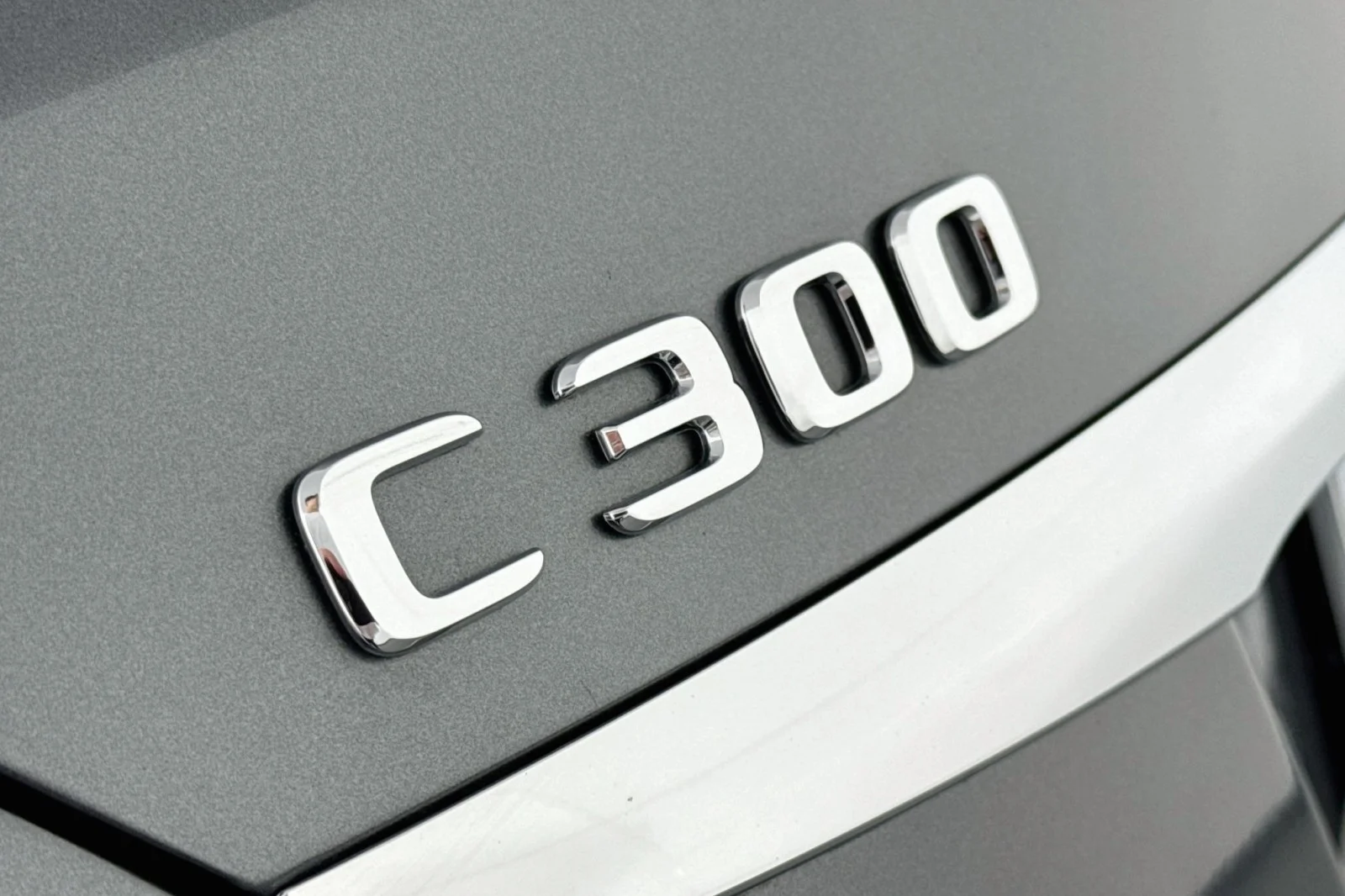 Used 2018 Selenite Grey Metallic Mercedes-Benz C 300 image 8