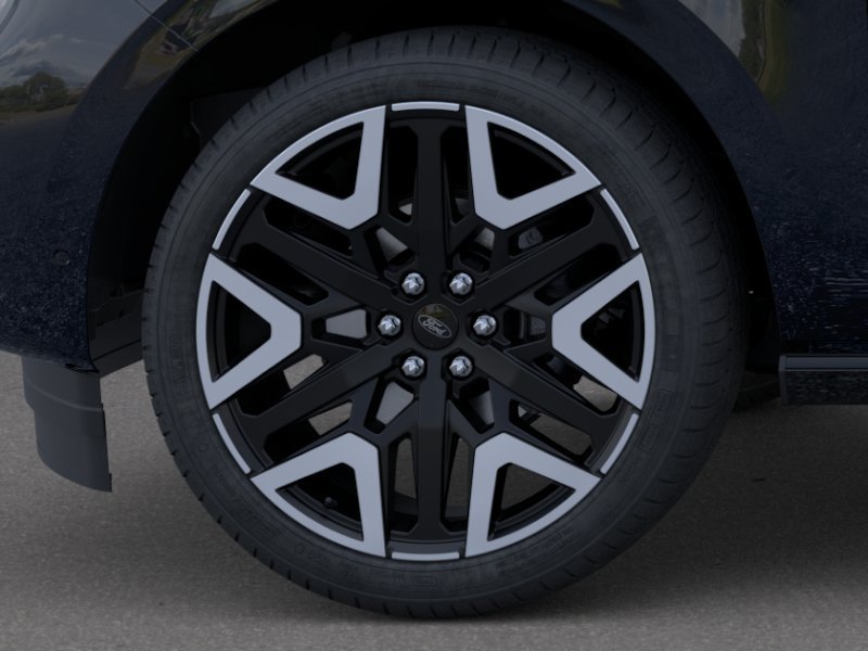 New 2026 Agate Black Metallic Ford MAX Platinum® image 47
