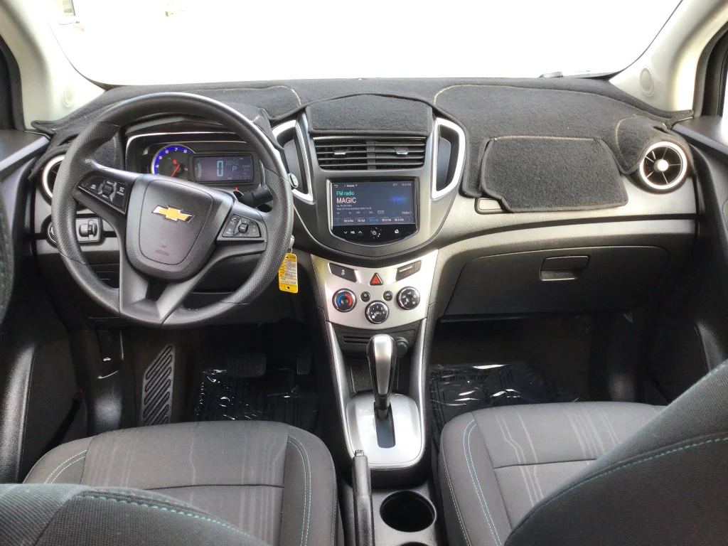 Used 2016 BLACK GRANITE METALLIC Chevrolet LT image 12