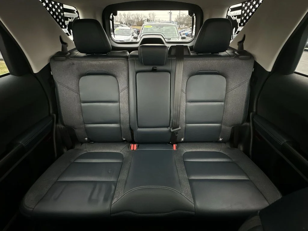 Used 2022 Silver Ford Outer Banks image 21