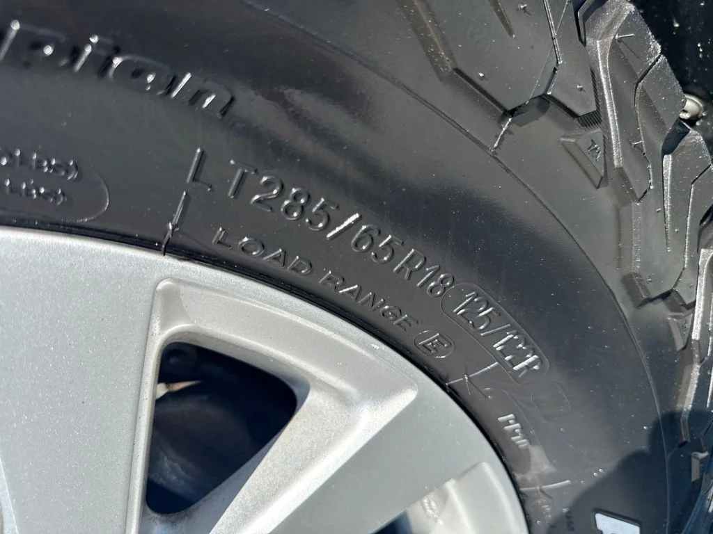 Used 2016 Silver Toyota Base image 27