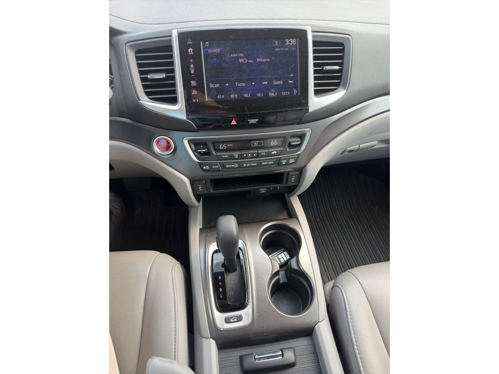 Used 2018 Obsidian Blue Pearl Honda EX-L image 12