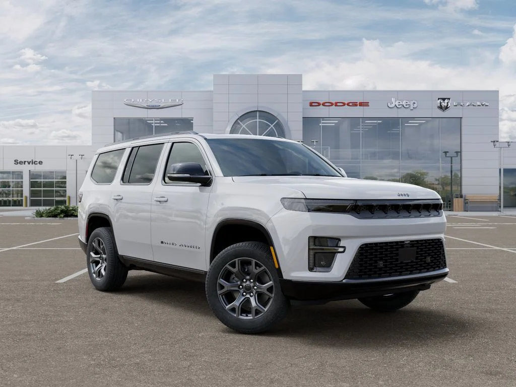 New 2026 Bright White Clear-Coat Exterior Paint Jeep Limited Altitude image 4