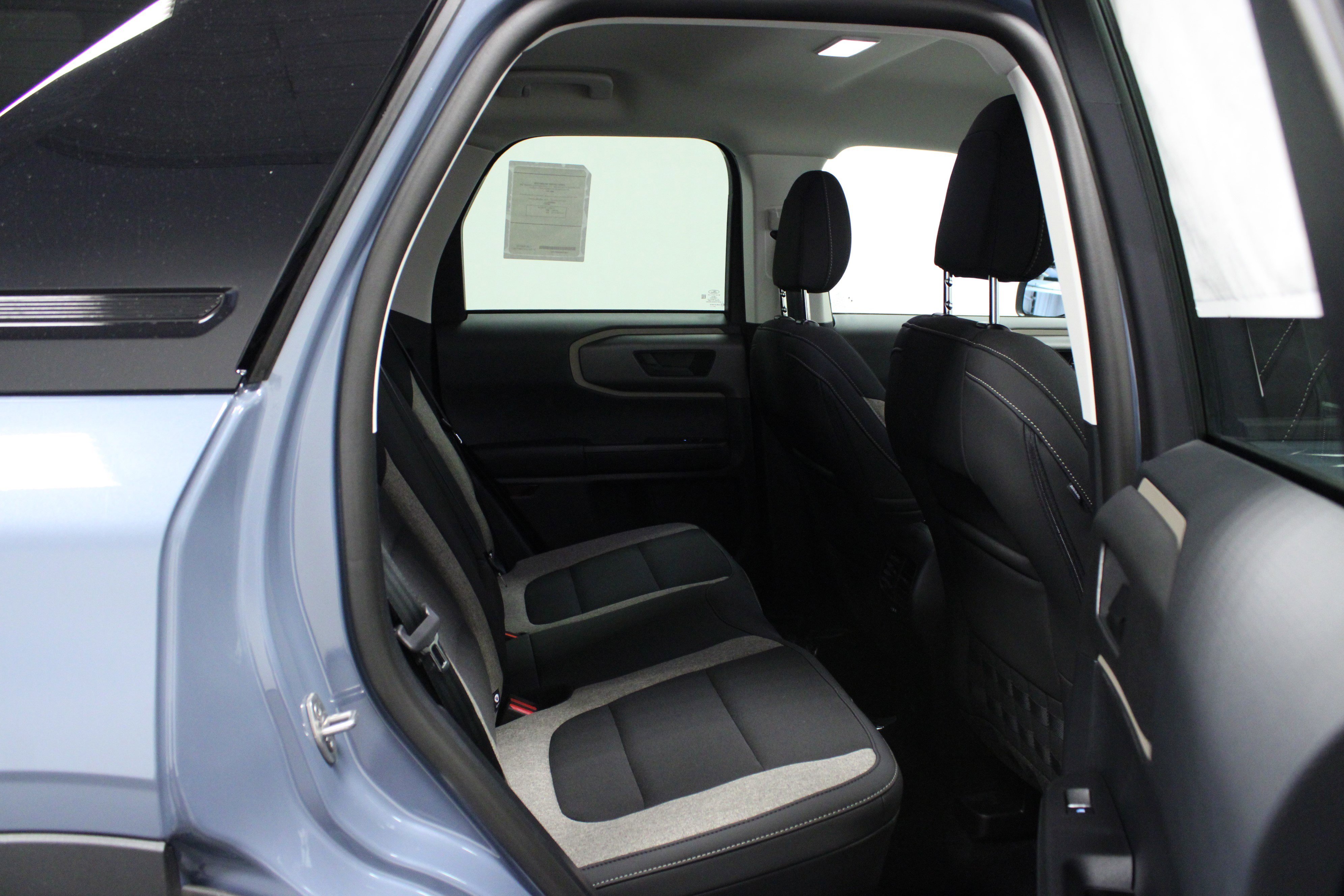 New 2025 Azure Gray Metallic Tri-Coat Ford Big Bend image 15