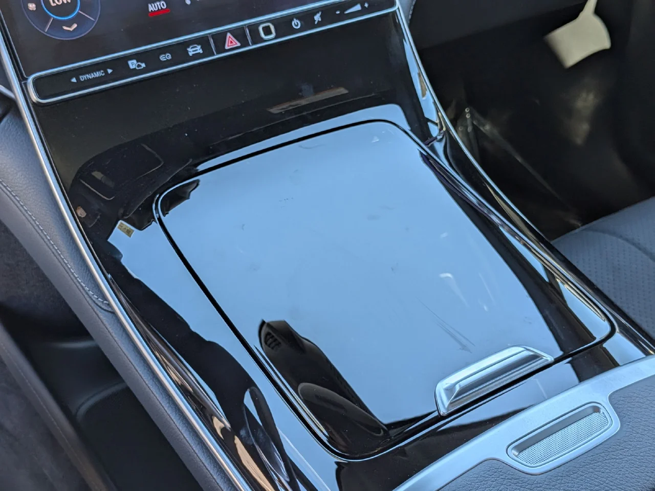 New 2027 Black Mercedes-Benz EQE 320 image 6