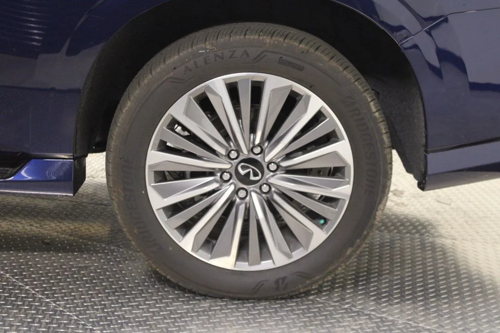 2025 INFINITI QX80 Luxe 4WD - Photo 14