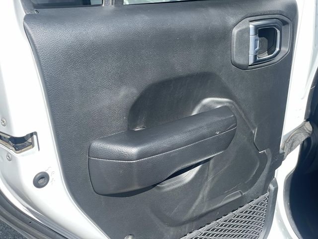 Used 2024 White Jeep Sport S image 22