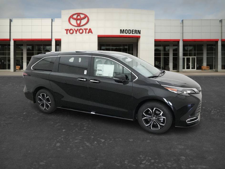 New 2026 Midnight Black Met Toyota Platinum image 12