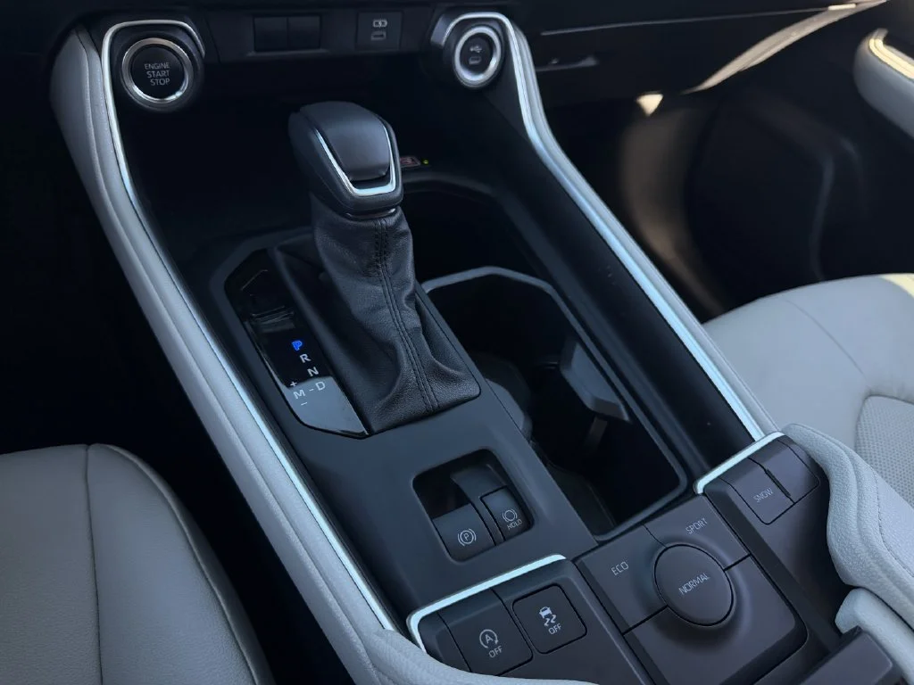 Used 2026 White Toyota XLE image 19