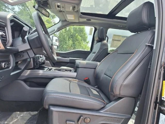 New 2026 Agate Black Metallic Ford F-350® Lariat® image 40