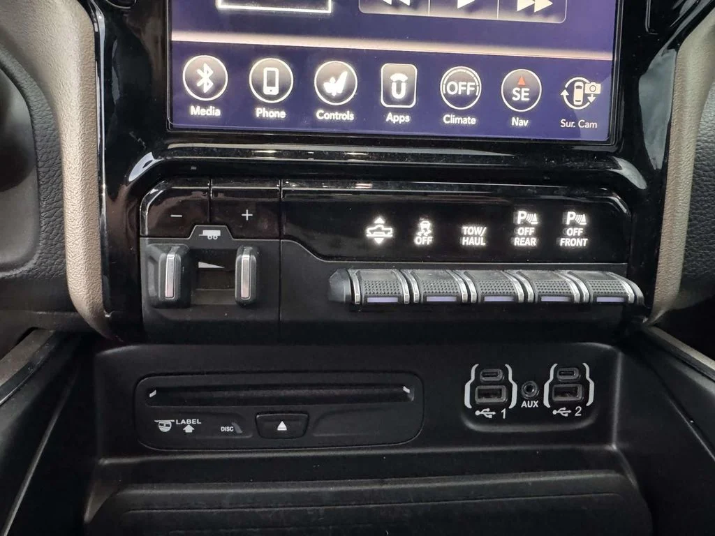 Used 2019 Black Ram Laramie image 20