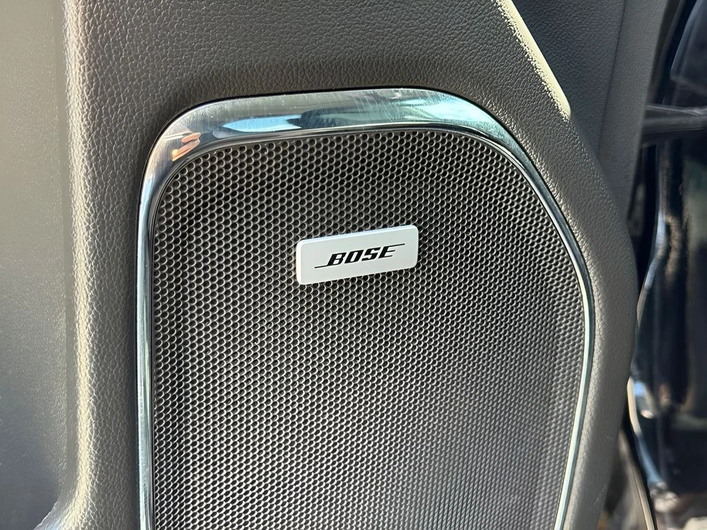 Used 2018 Black GMC SLT image 16