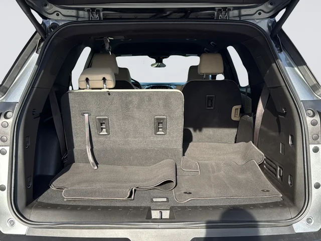Used 2023 Gray Chevrolet LT image 32