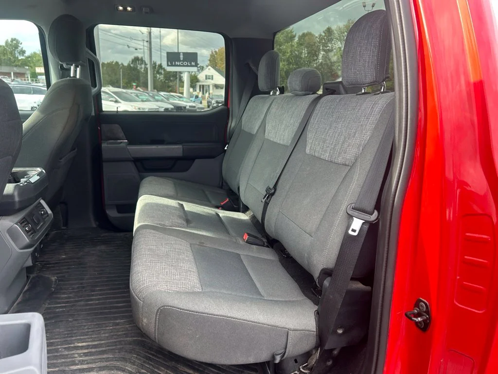 Used 2021 Race Red Ford XLT image 11