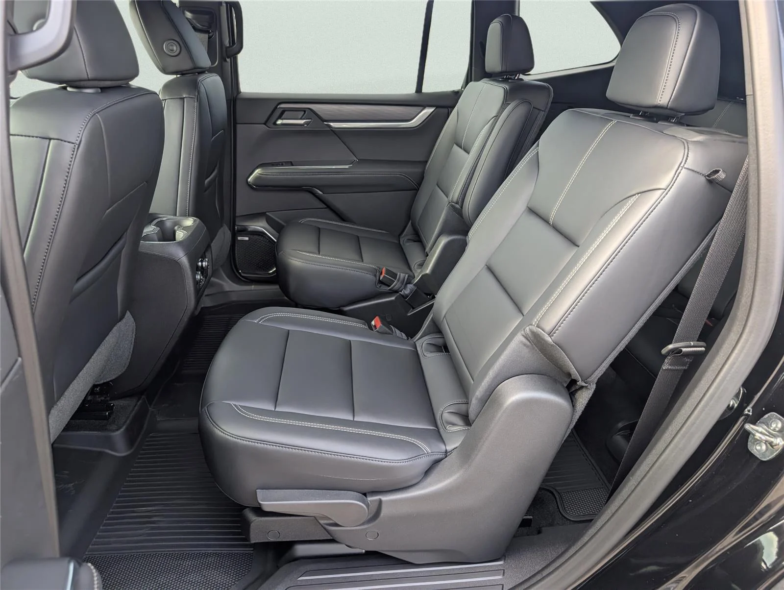 New 2026 Ebony Twilight Metallic GMC Elevation image 11