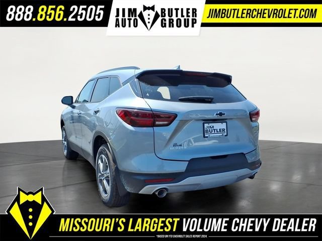 New 2026 Sterling Gray Metallic Chevrolet 2LT image 2