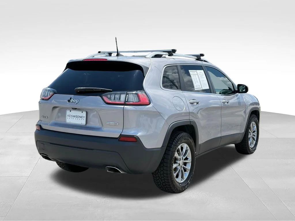 Used 2019 Silver Jeep Latitude Plus image 28