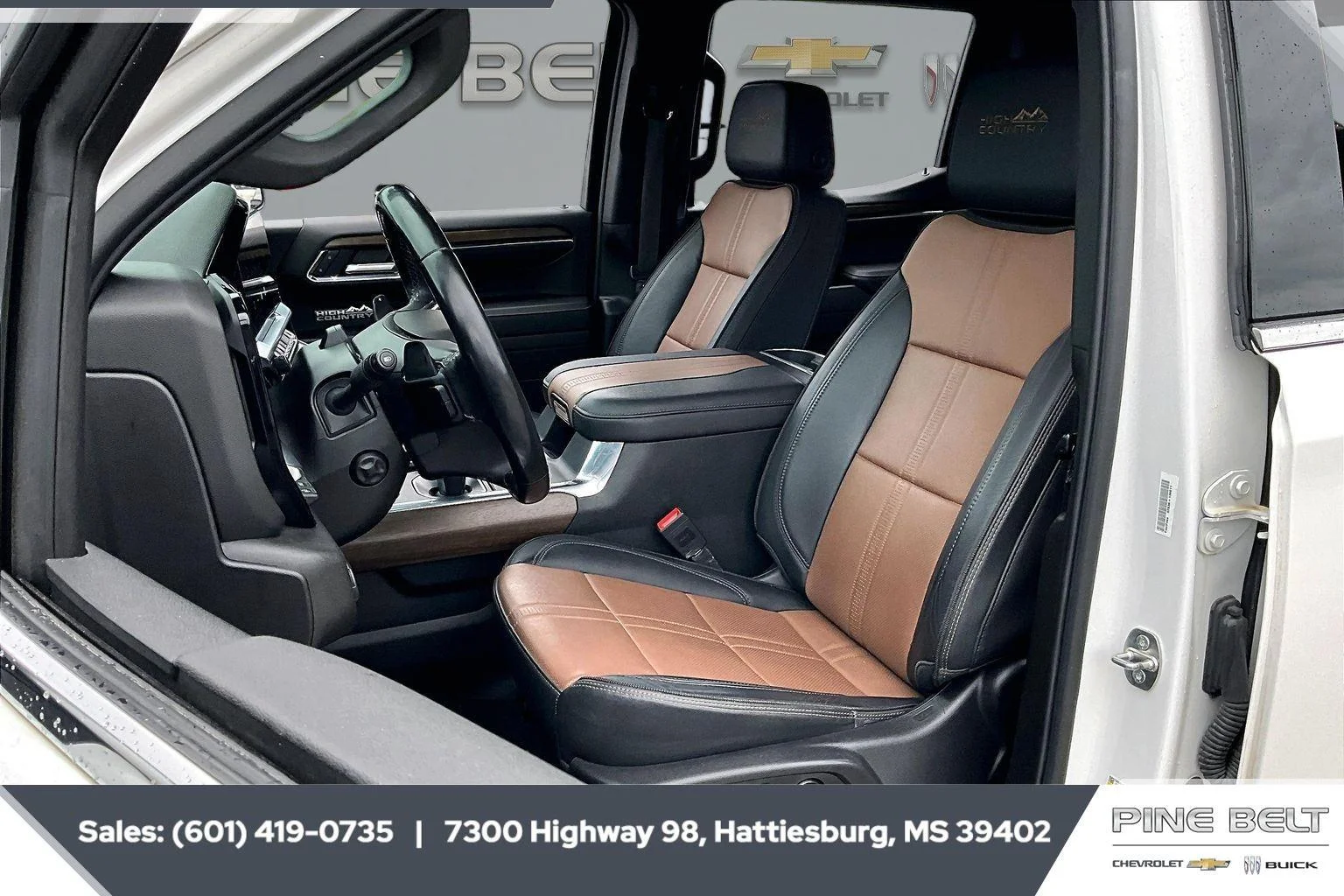 Used 2024 Iridescent Pearl Tricoat Chevrolet High Country image 19