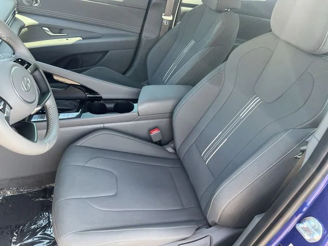 Used 2025 Blue Hyundai SEL Sport image 35