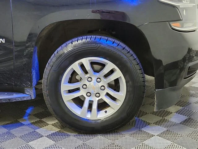 Used 2017 Black Chevrolet LT image 23