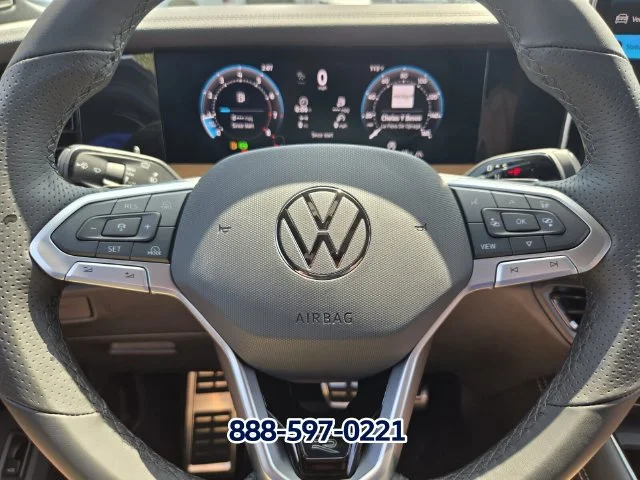New 2026 Avocado Green w/Deep Black Roo Volkswagen 2.0T SEL R-Line Turbo image 19