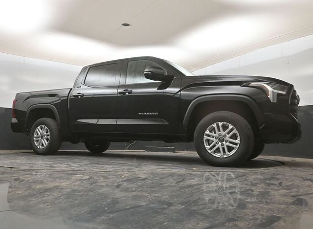 2026 Toyota Tundra SR5 - Photo 15
