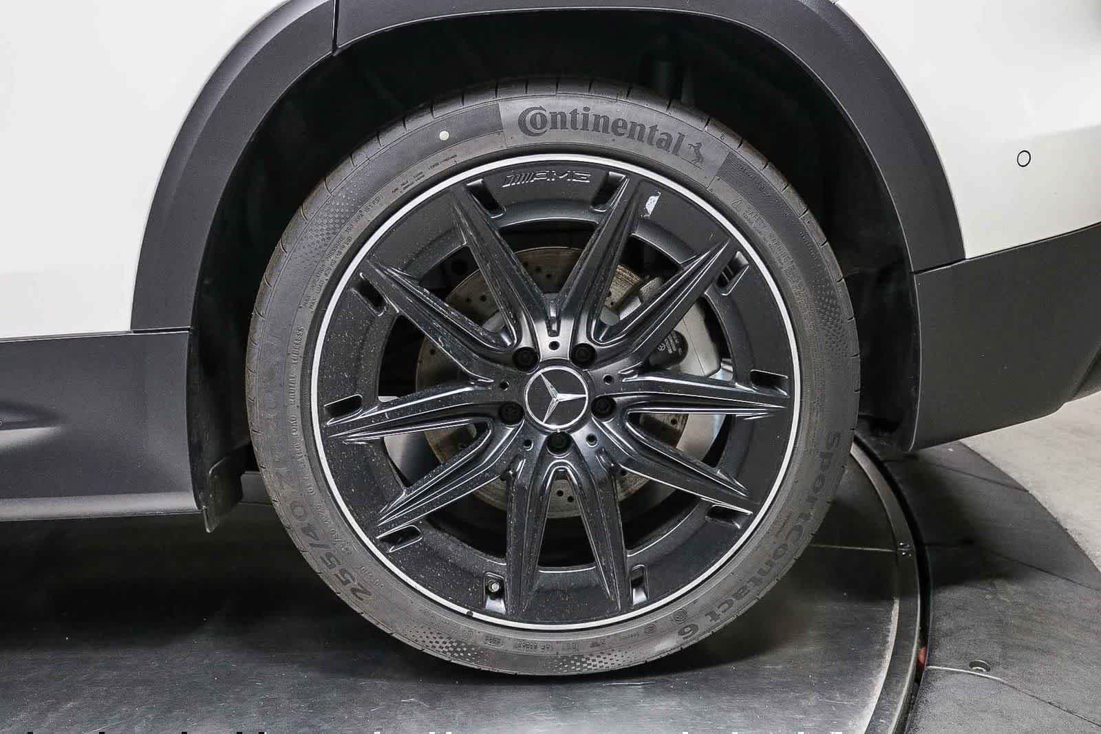 2026 Mercedes-Benz GLB AMG GLB 35 - Photo 11