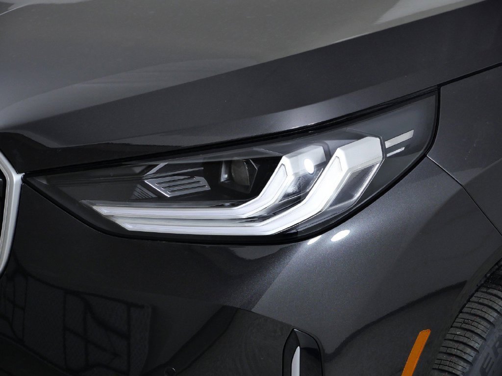 Used 2026 Dark Graphite Metallic BMW 30 xDrive image 4