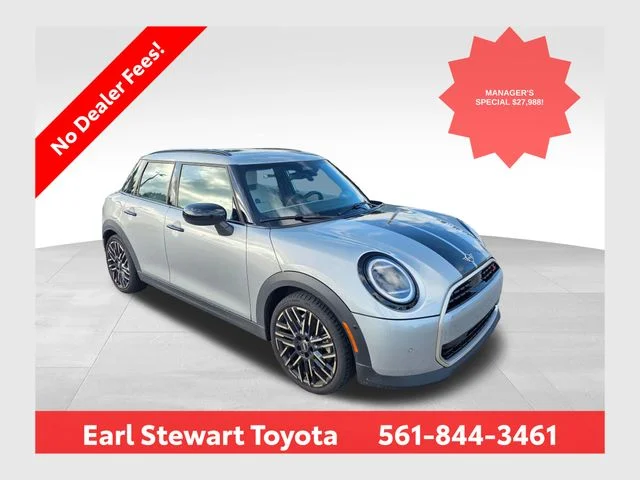 2025 MINI Hardtop Cooper S Signature's photo