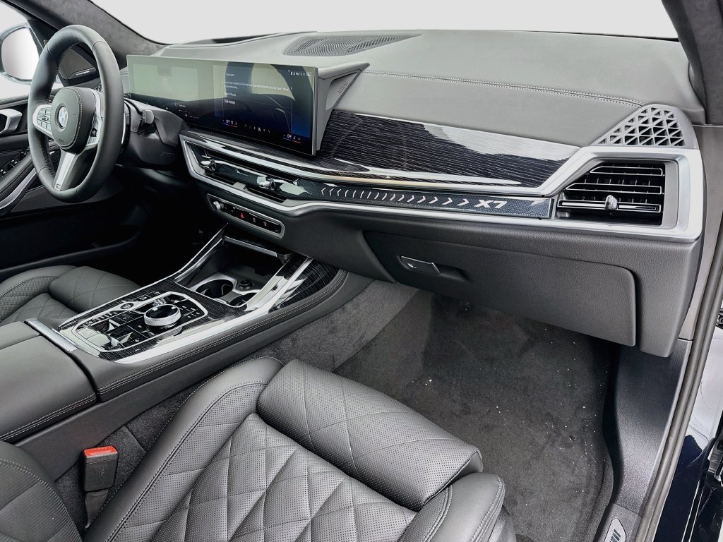 New 2027 Carbon Black Metallic BMW xDrive40i image 16