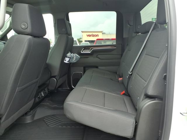 New 2026 Summit White Chevrolet LT image 10