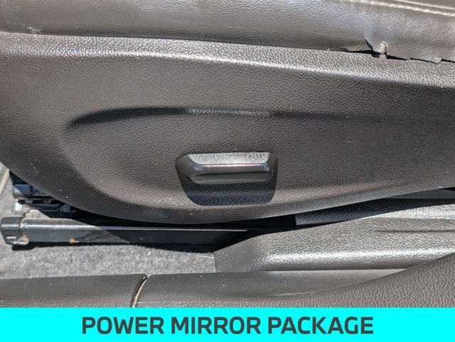 Used 2014 Green Chevrolet 2LT image 17