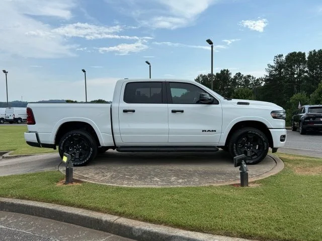 New 2026 Bright White Clear-Coat Exterior Paint RAM Big Horn/Lone Star image 8