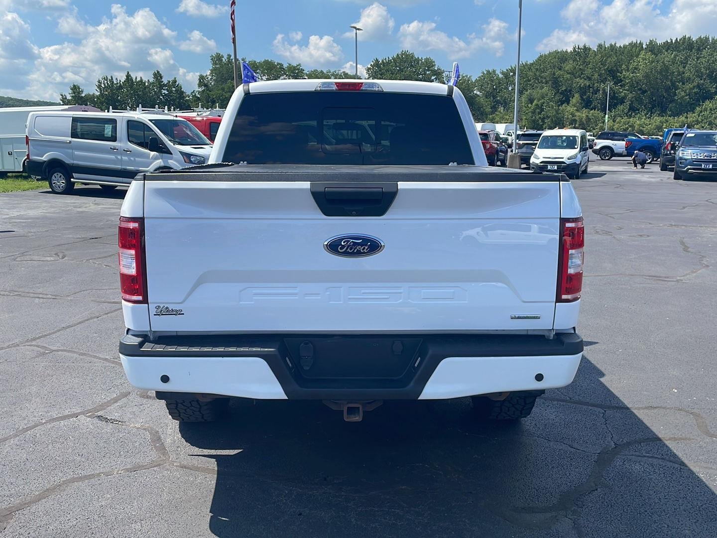 Certified Used 2020 Oxford White Ford XLT image 4