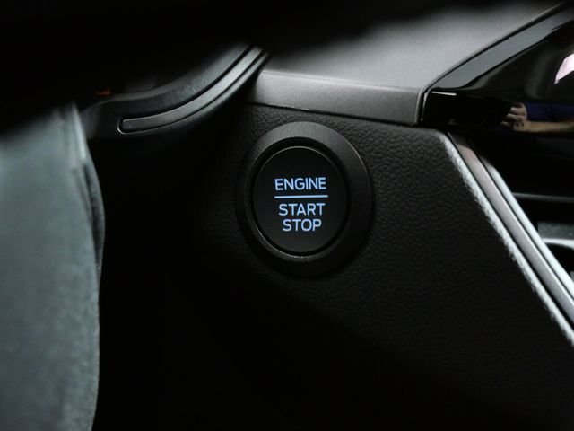 Certified Used 2023 Red Ford Active image 21
